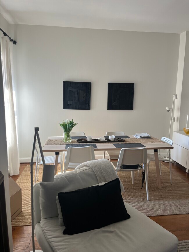 Foto del edificio - 1818 S St NW