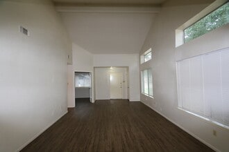 Building Photo - 3214 Keywood Ln