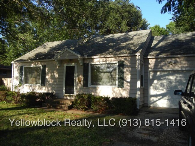 Building Photo - 8529 Wornall Road