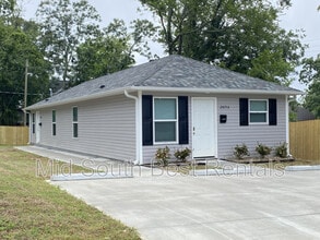 Building Photo - 2019 Wright Ave