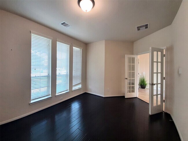 Foto del edificio - 6002 Mangrove Falls Ct