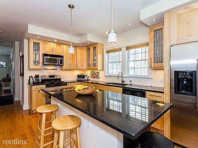 Building Photo - 2 br, 1 bath  - 3274 Washington St