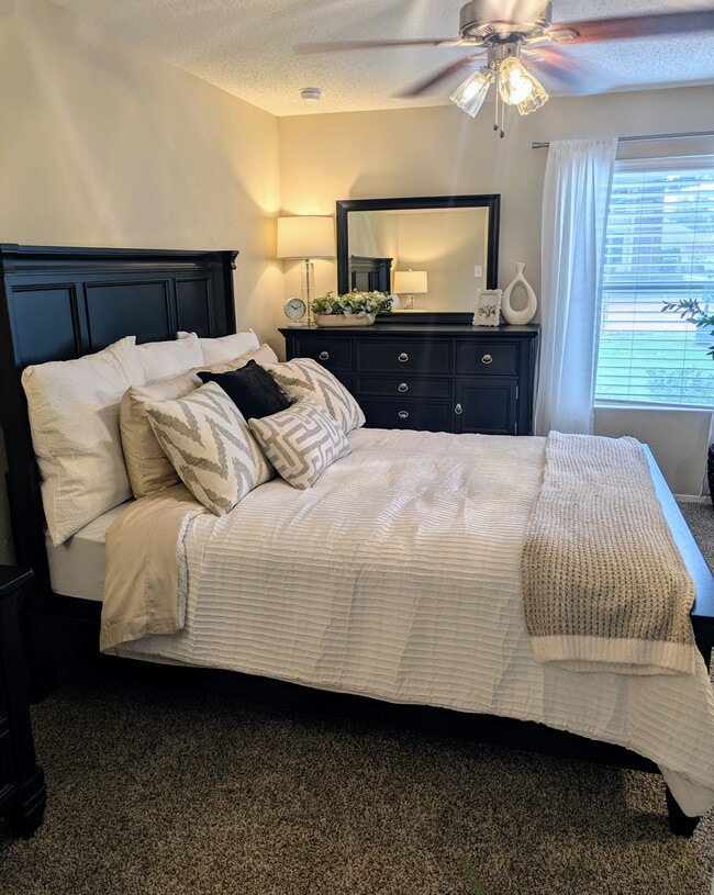 Master bedroom - Autumn Glen