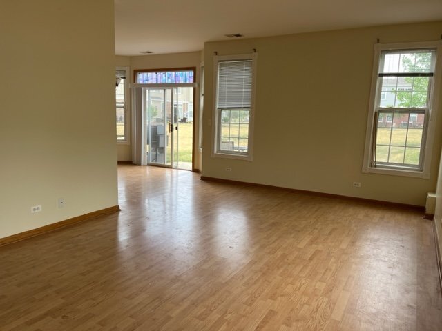 Foto del edificio - 478 Brookside Dr