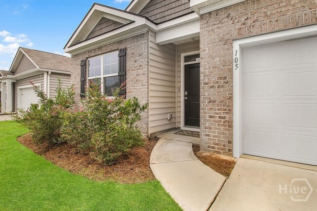 Building Photo - 105 Cole St