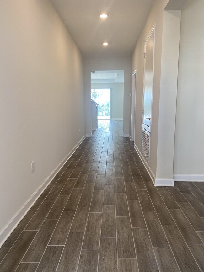 Photo - 9527 Beautiful Wy House