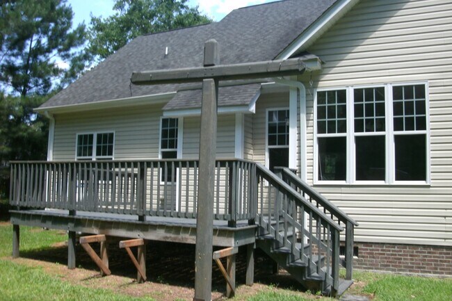 Building Photo - Par Dr 500 - Cove