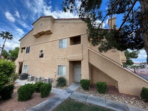 Building Photo - 900 Heavenly Hill Ct