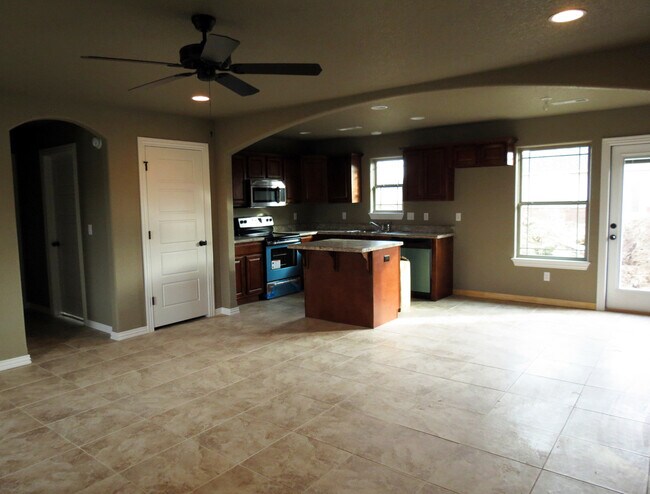 Foto del edificio - 3 Bedroom 2 bath in Prairie Grove!