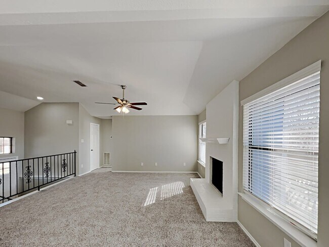 Building Photo - 7612 Jamie Renee Ln