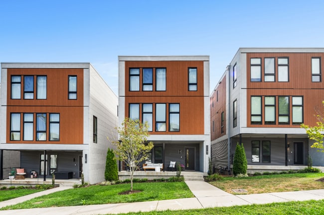 Building Photo - 110 Oceola Ave
