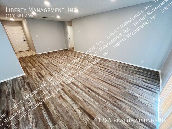Building Photo - 11226 Prairie Springs Dr