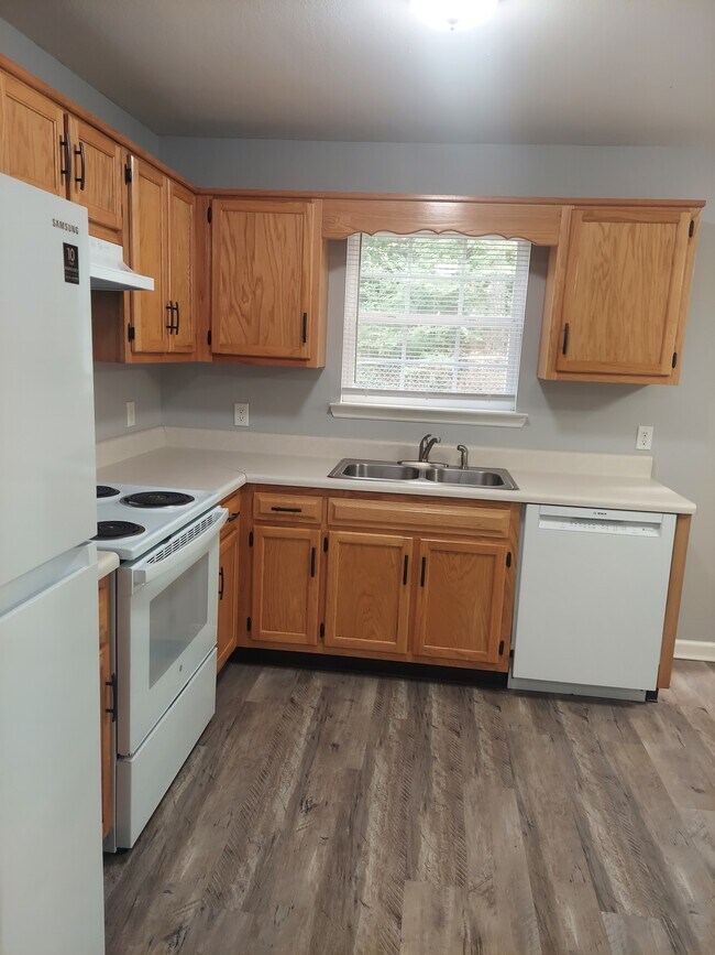 Cocina - 1438 Vance Rd