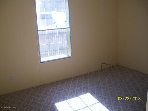 Building Photo - 24 Lynwood Acres