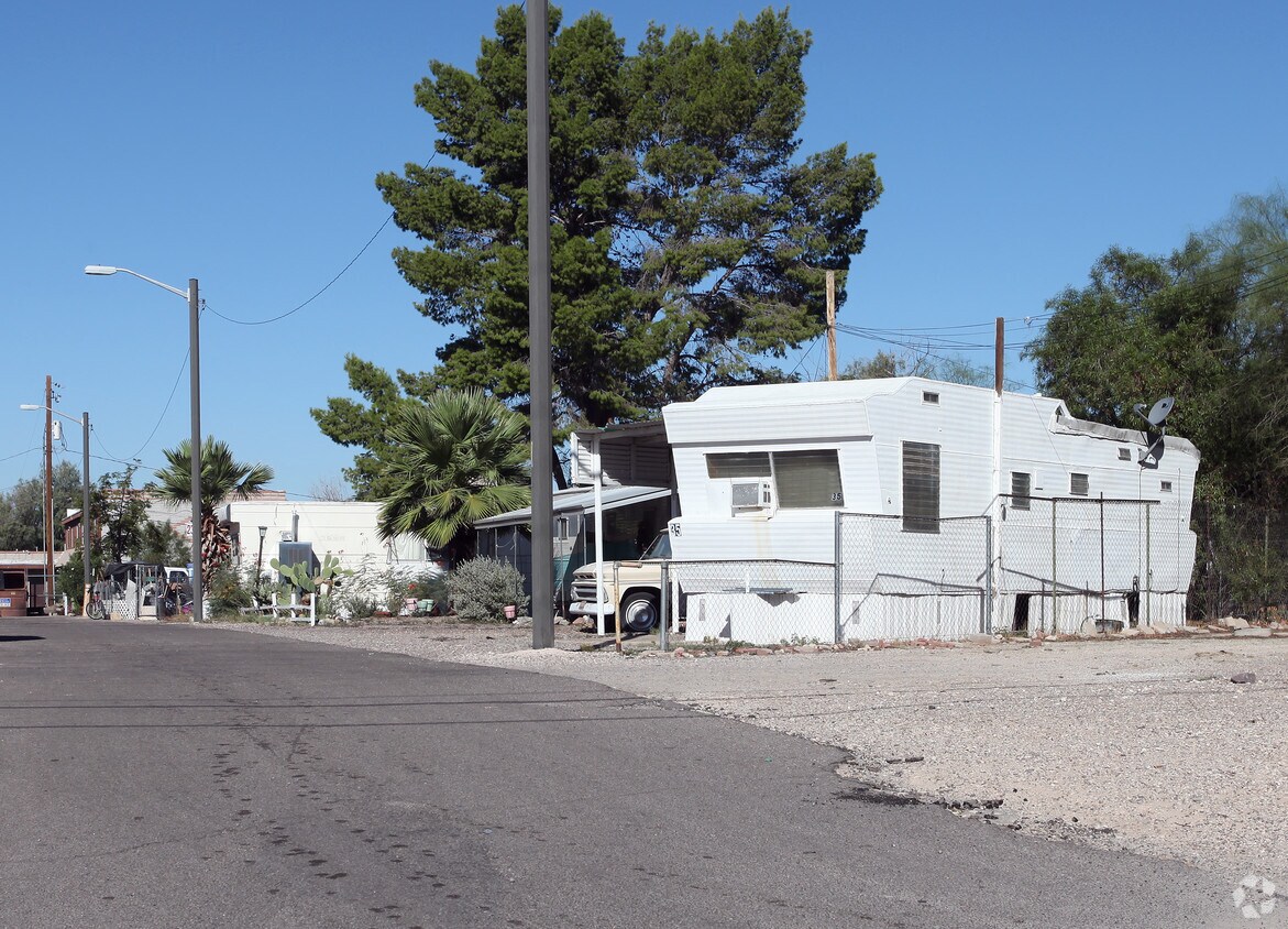 Building Photo - King's Mobile Home Park