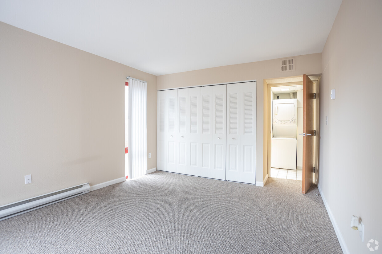 1700 Designer Residences North - Albany, NY, 12203