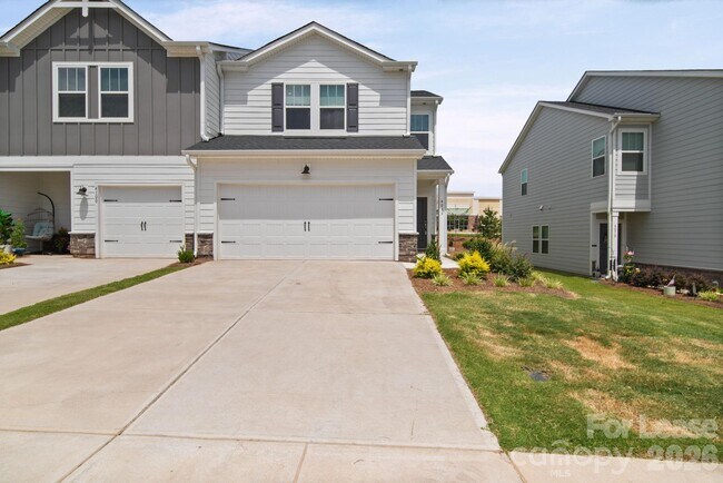 Foto del edificio - 4080 County Down Ave