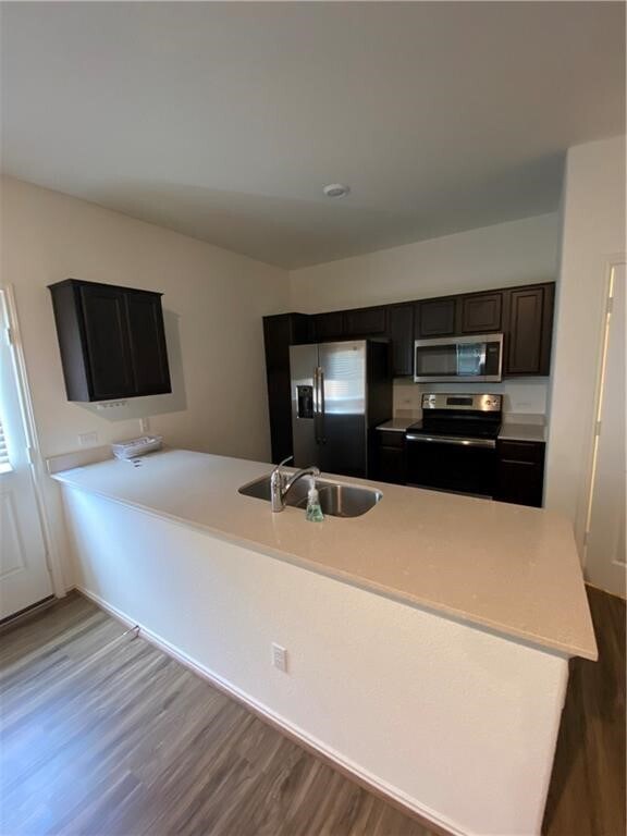 Foto del edificio - 129 Vulcan Dr