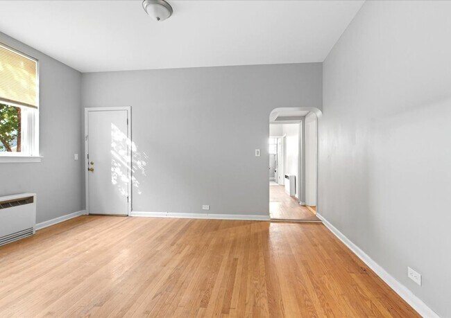 Foto del edificio - 7208 W School St