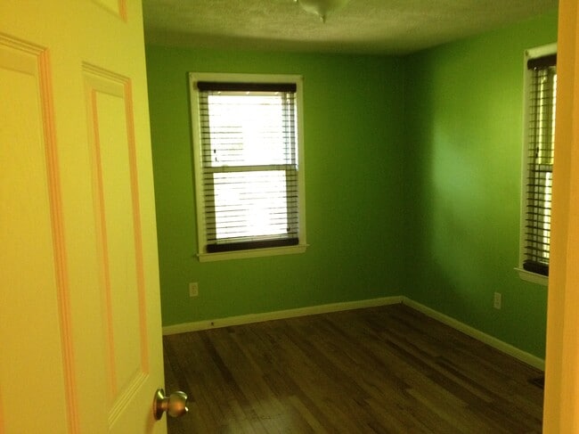 Building Photo - 106 Wilrecar Drive