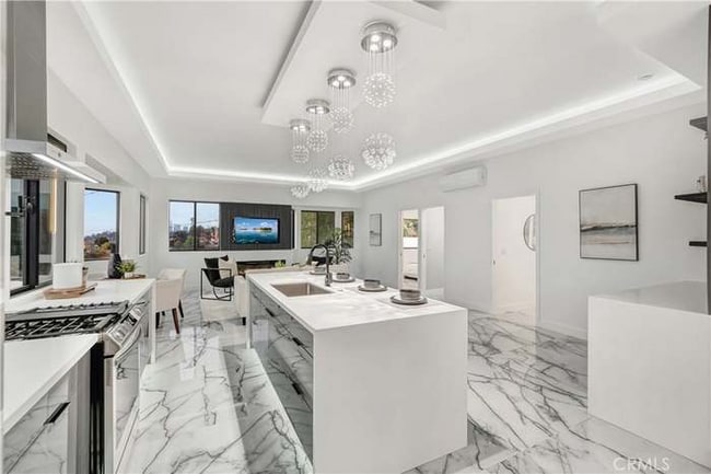 Building Photo - 440 Del Norte St