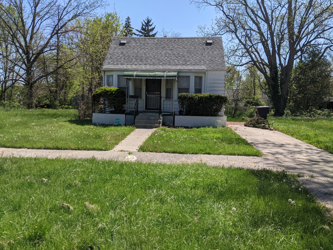 8434 Brace St, Detroit, MI 48228 - House Rental in Detroit, MI ...