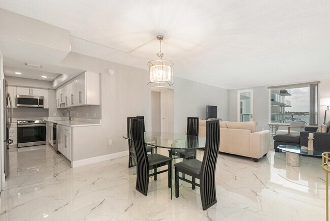 Foto del edificio - 3450 S Ocean Blvd