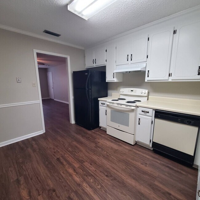 Foto del edificio - 1745 Poplar St
