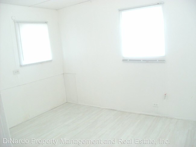 Building Photo - 2 br, 1 bath House - 5422 Rogers Ave