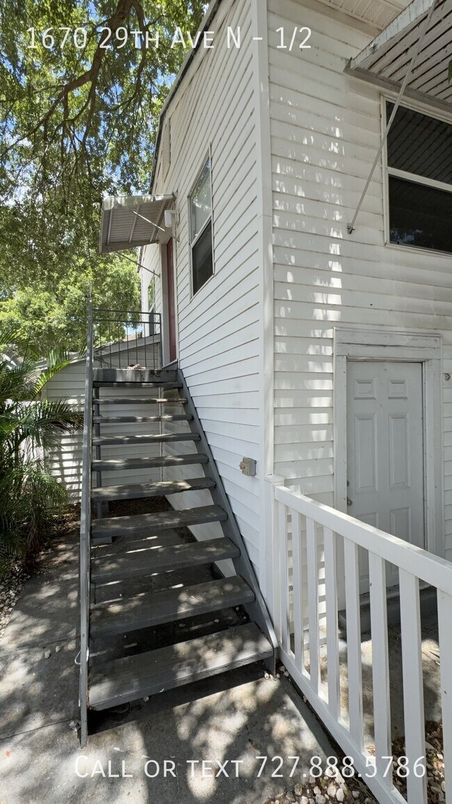 Building Photo - 1670 29th Ave N