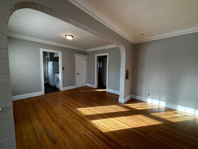 Foto del edificio - 104 6th Ave N