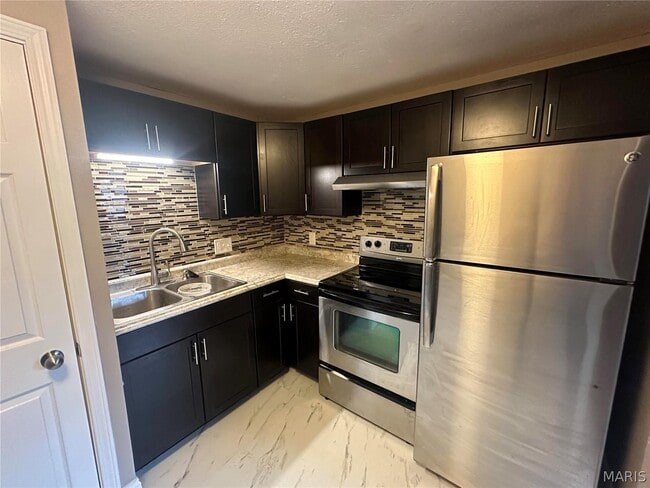 Building Photo - 5712 Pontiac Dr