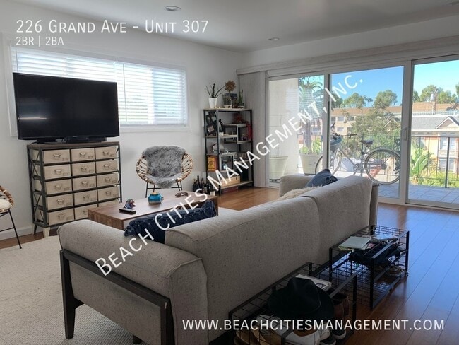 Building Photo - Charming 2 Bedroom 2 Bath condo in Belmont...