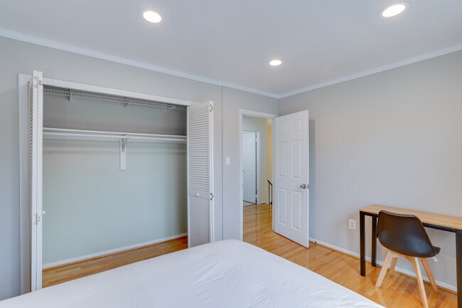 Foto del edificio - 13809 Newport Ln