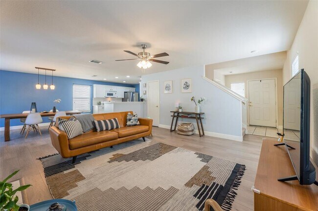 Building Photo - 336 Celery Loop