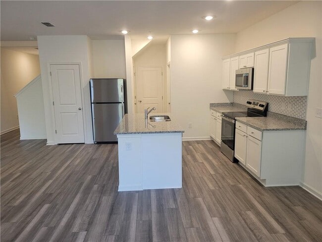 Building Photo - 1036 Castanea Dr
