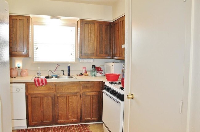Foto del edificio - 307 W Little Creek Rd