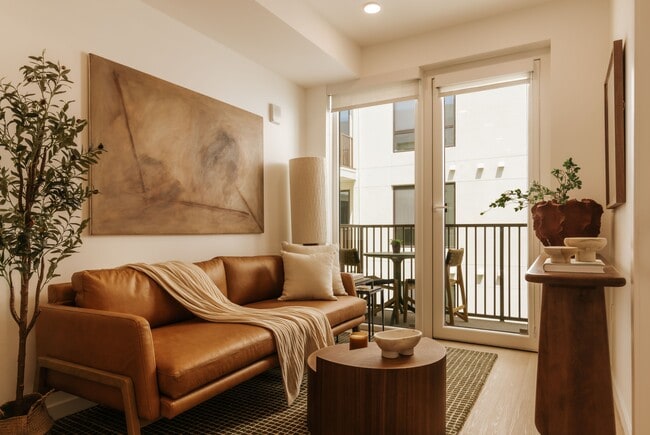 Building Photo - Santa Monica Collection - 1430 Lincoln