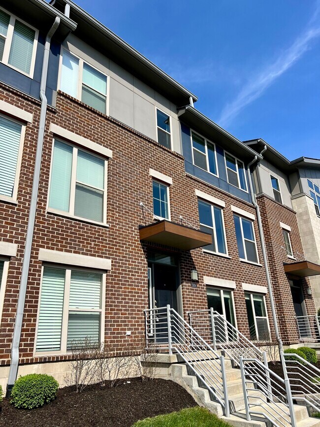 Foto del edificio - 13056 Grand Vue Dr