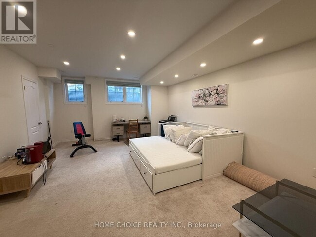 Building Photo - 181 Parktree Dr