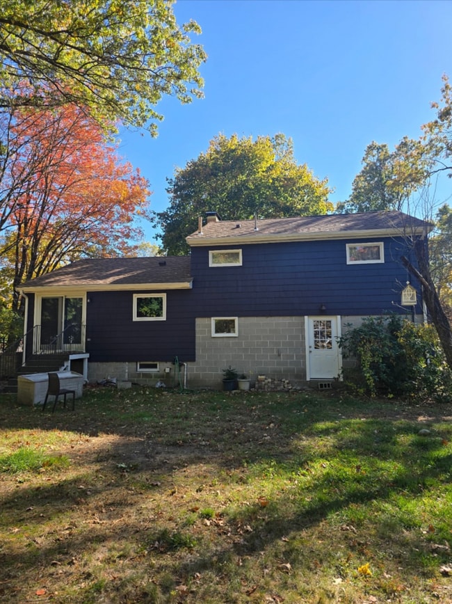 Building Photo - Single Family Home For Lease in Nabnasset in the heart of Westford, MA.