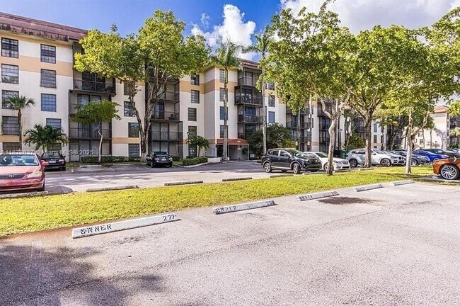 Foto del edificio - 5550 NW 44th St