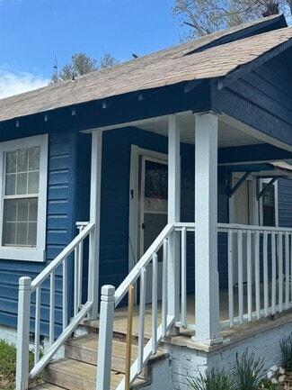 Building Photo - 1901 W 26th Ave