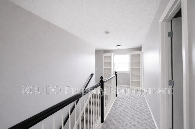 Building Photo - 12490 Charlotte St