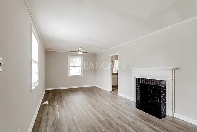 Foto del edificio - 3104 Mary Dr