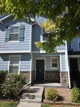 Building Photo - 5781 Ceylon St
