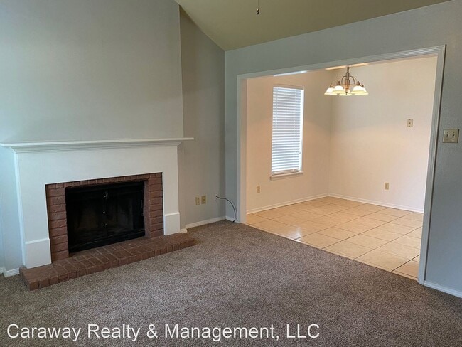 Building Photo - 2 br, 1 bath House - 3148 Cedar Creek  - 3...