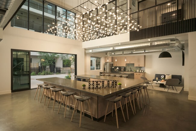 Building Photo - The Battery