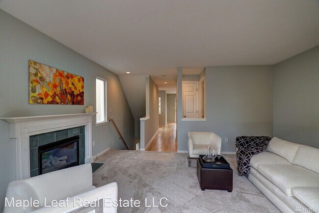 Building Photo - 3 br, 2.5 bath House - 2429 NW 62nd St