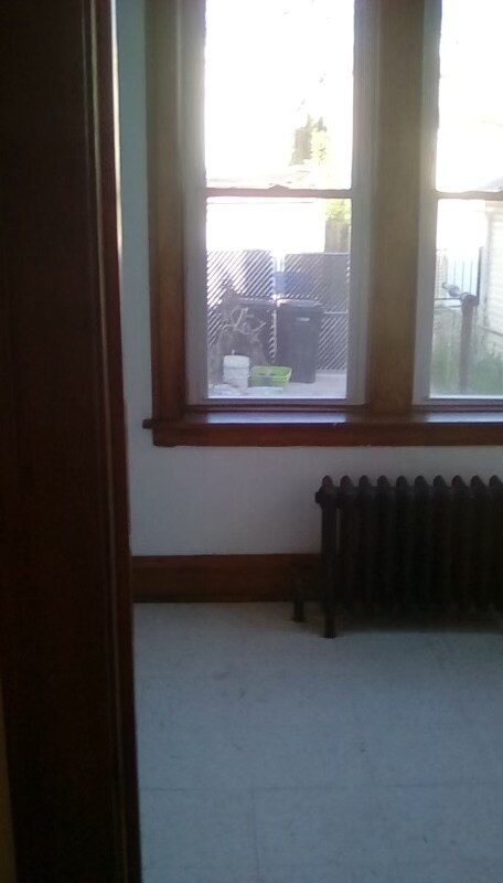 Building Photo - 7127 S Francisco Ave